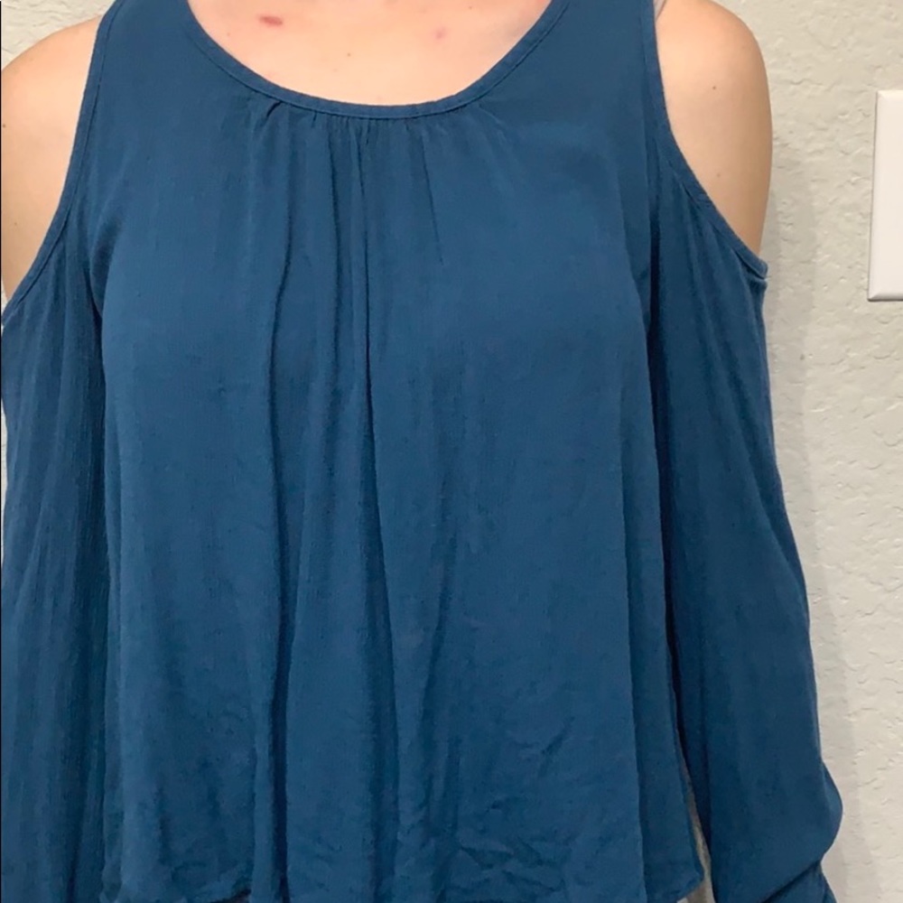 Arizona Jean Co Navy Off the Shoulder Top
